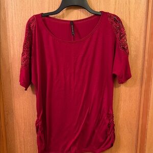 Elegant Red Lace Sleeve Women's Maternity top